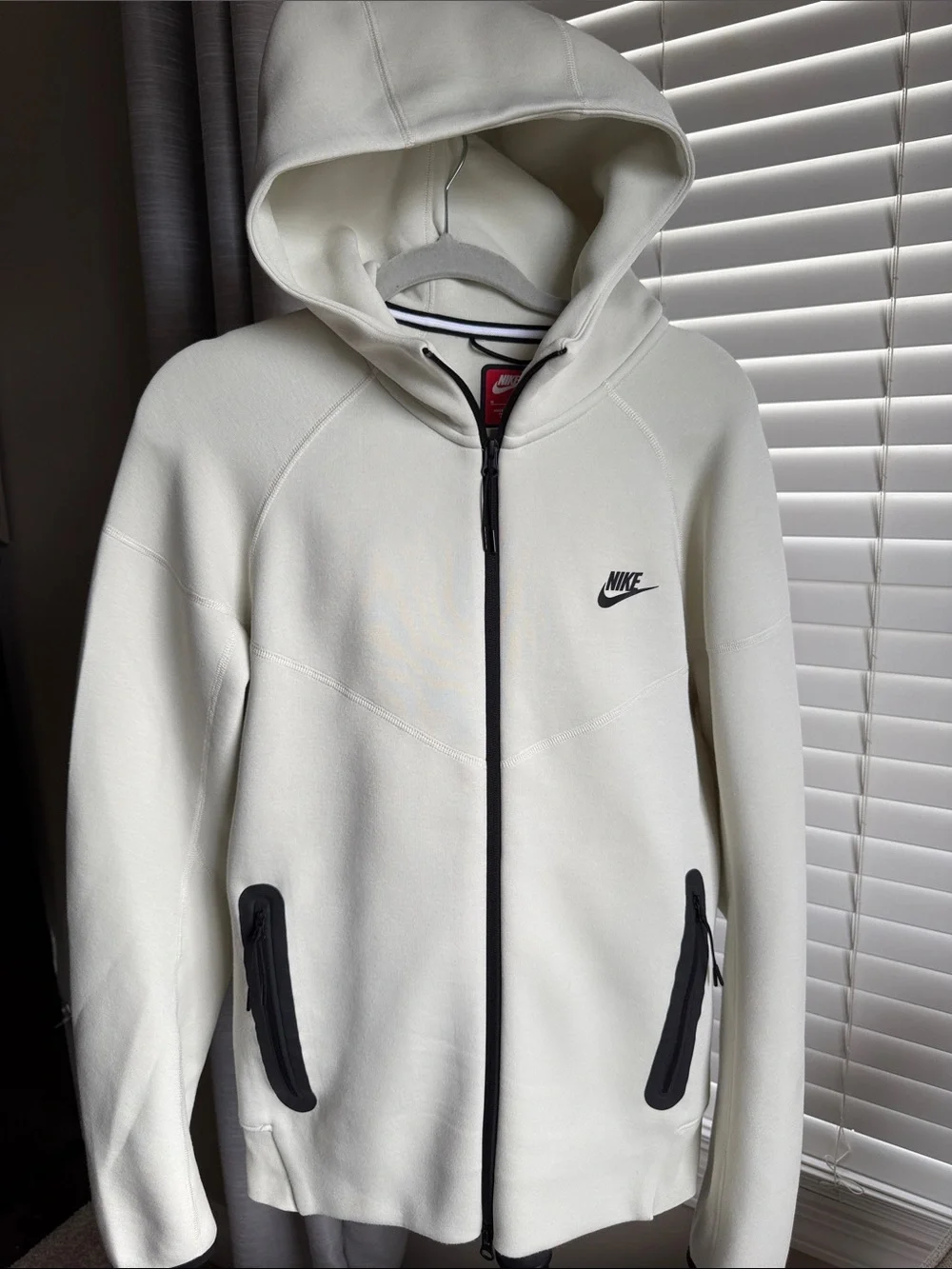 Nike Tech Men’s Cream Full-Zip Hooded Jacket men’s medium
